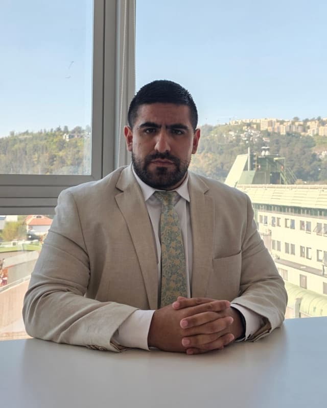 Daniel Lara